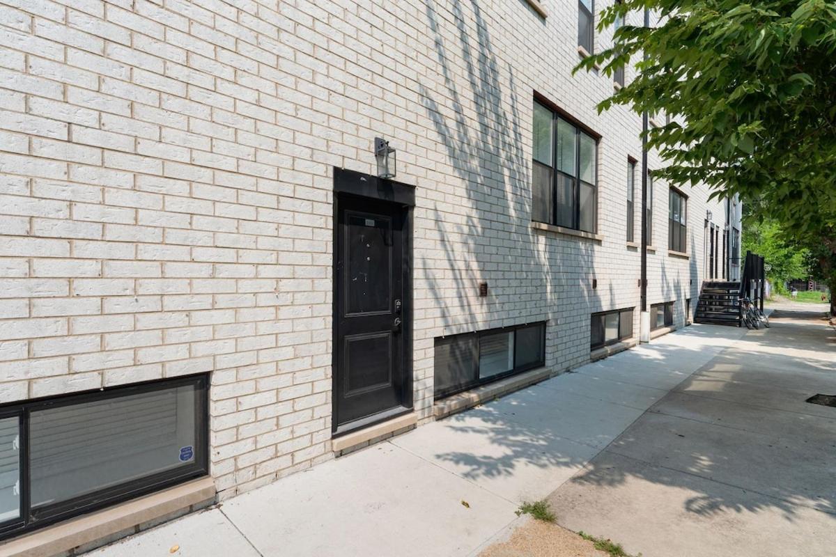 2 Bed & 3 Bath Chicago Condo Eksteriør billede