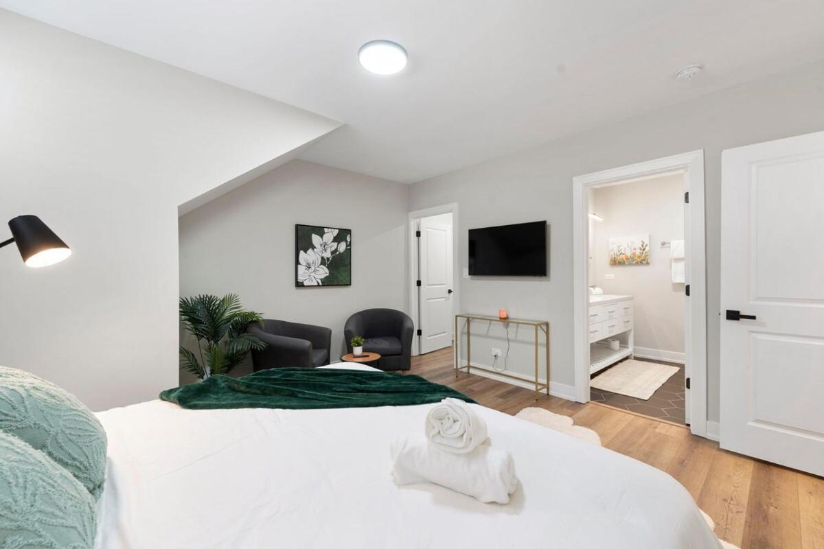 2 Bed & 3 Bath Chicago Condo Eksteriør billede
